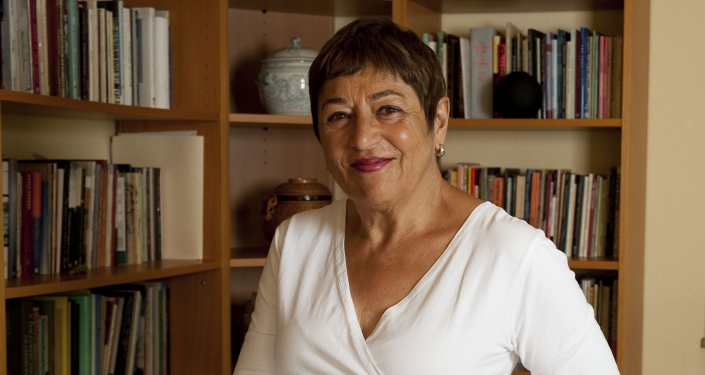 Toi Derricotte in library